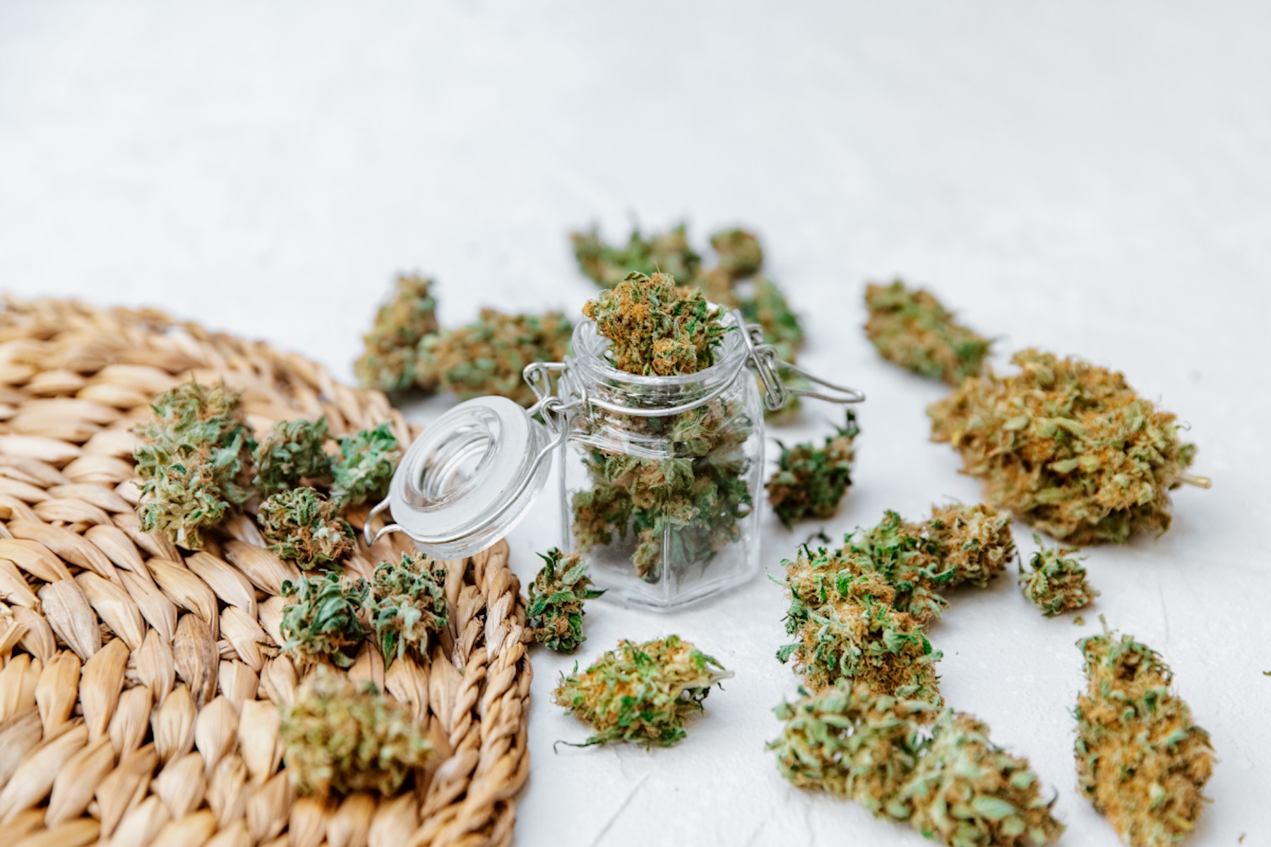 4 Tips For Choosing Your CBD Flower Strains 1