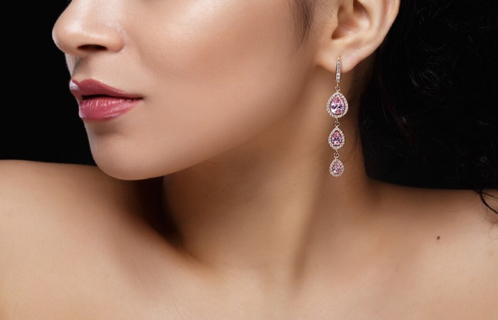 Choosing the Right Earring Style