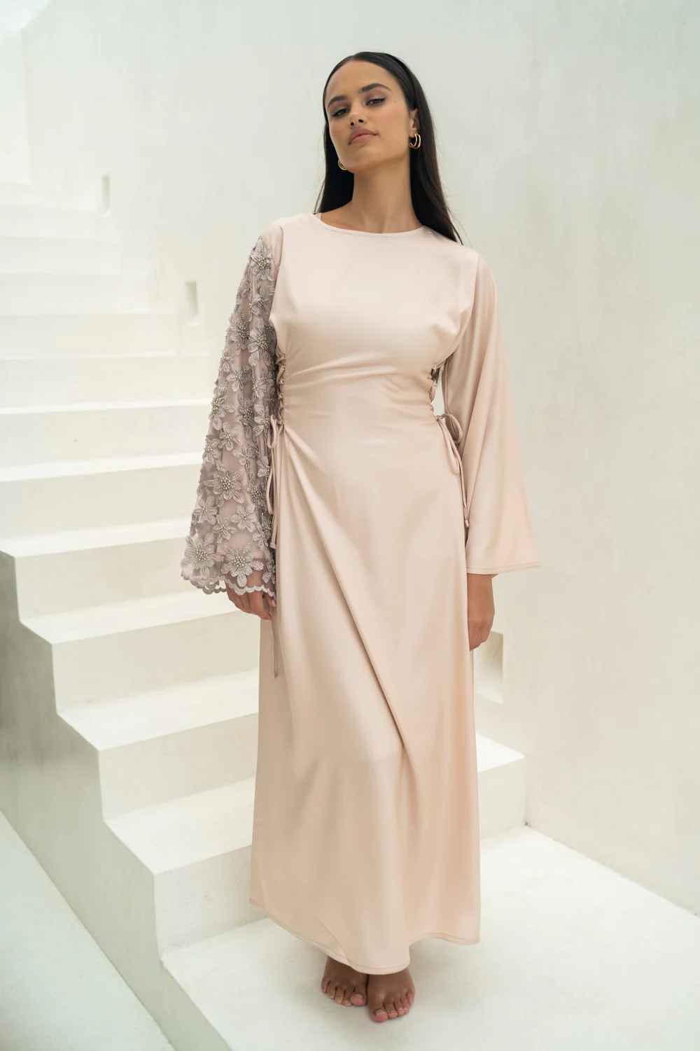 Luxury Abaya for Women: Modest Wedding Guest Dresses 